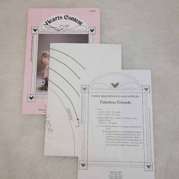 Hearts Content Old Tyne girls.dress with puffed/gathered sleeves Size 2-4-6-8 - Picture 3 of 4